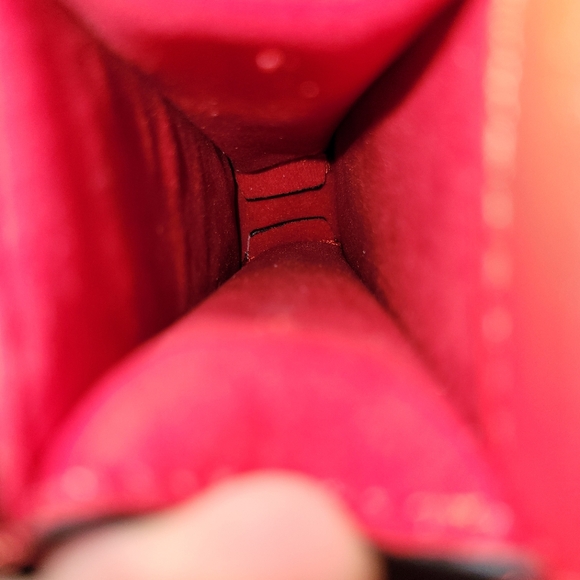 ❤️‍🔥Christian Louboutin Red Lipstick Case w gold tone chain - Picture 9 of 15